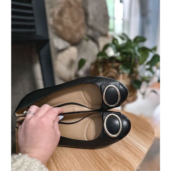 Naturalizer black flats - Picture 2 of 8